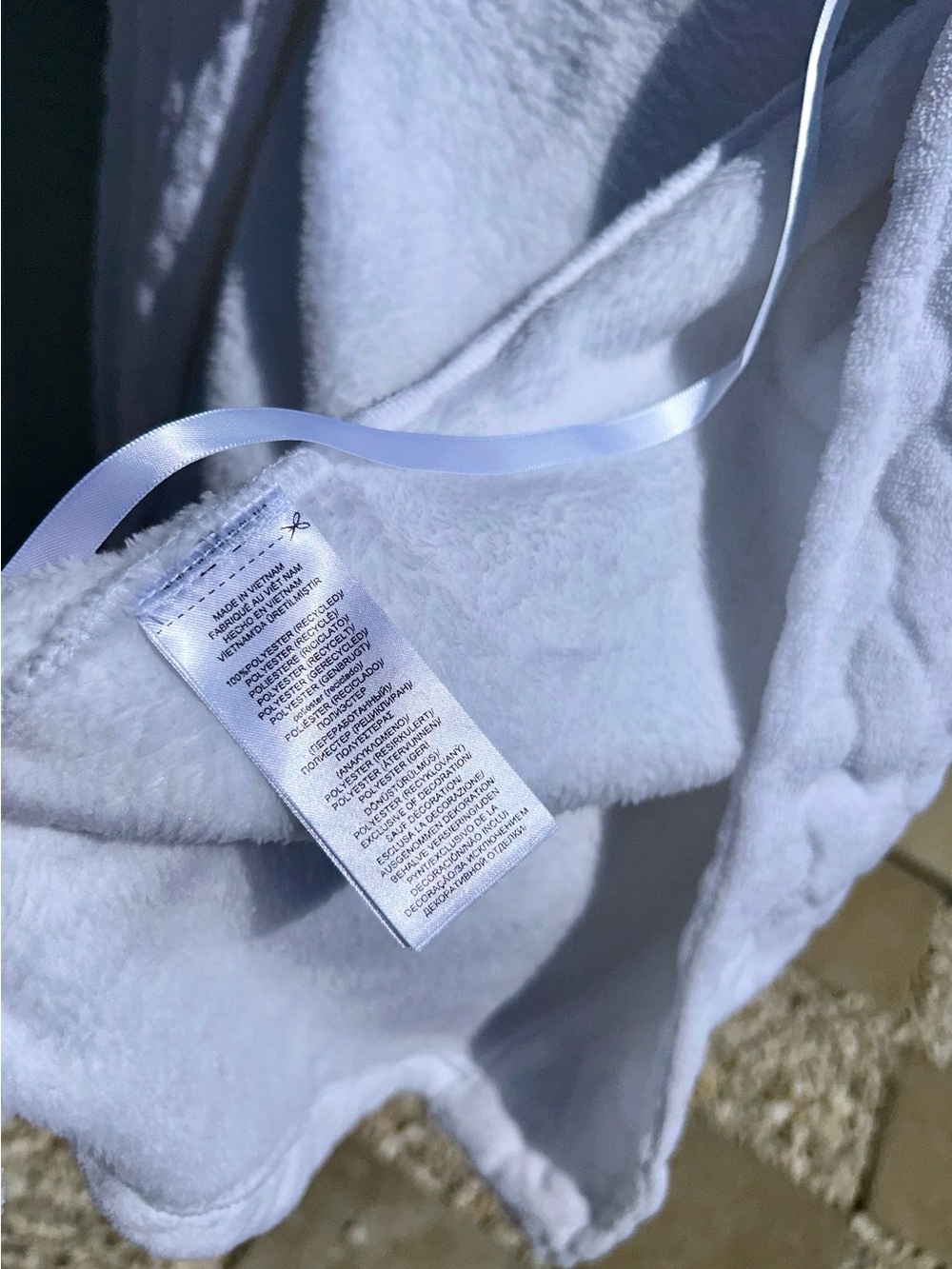 Ralph Lauren Bathrobe - Picture 6 of 8